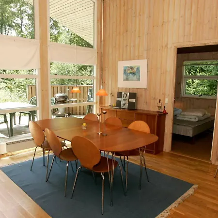 Four-bedroom Holiday In 2 Vakantiehuis *